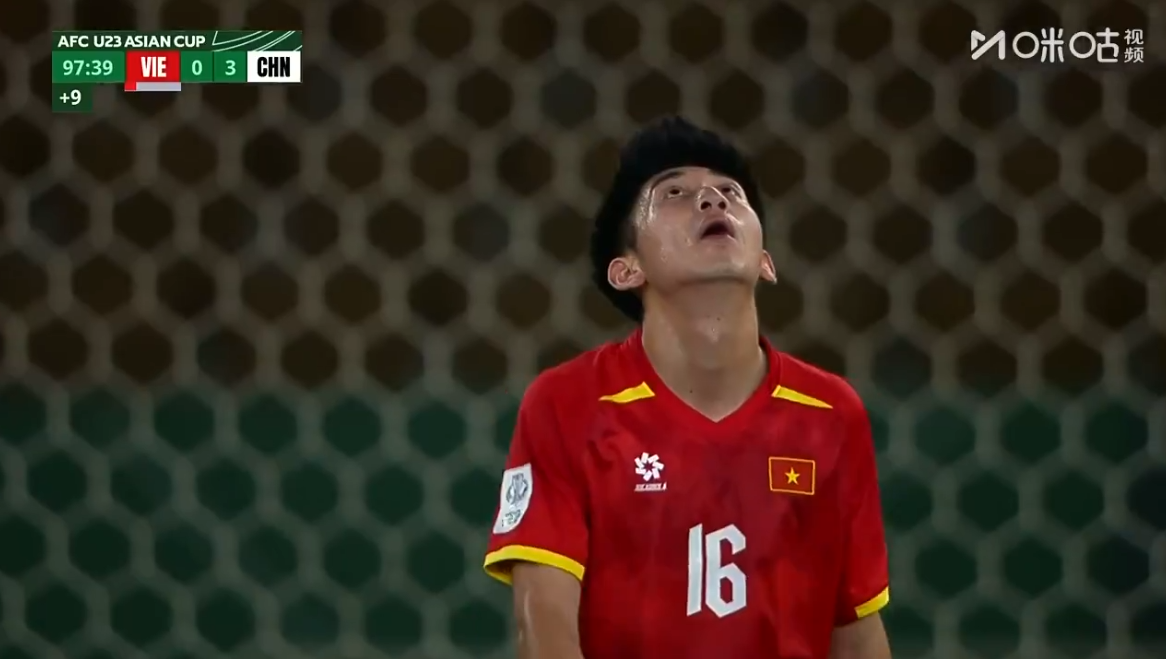 越南球迷：中国队融合意式防守+兵法，这主帅有意大利+华裔血统？